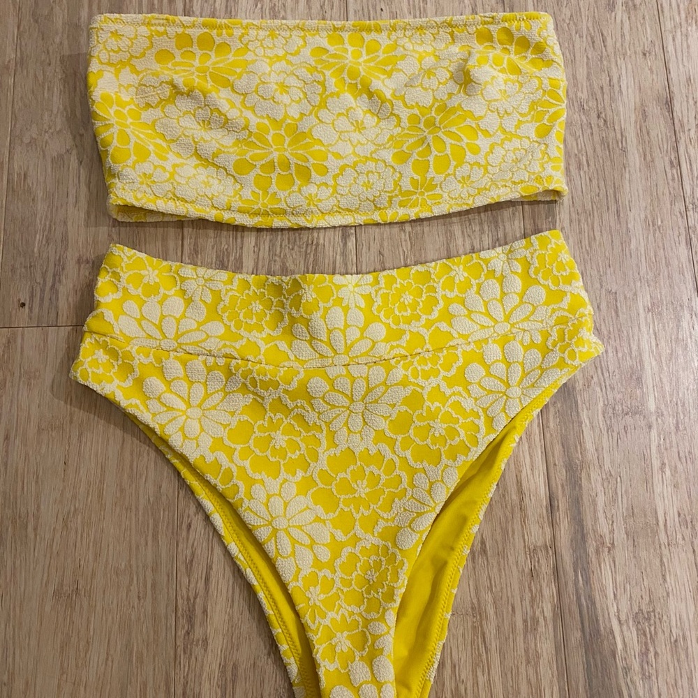 ⚡️retro inspired swim⚡️